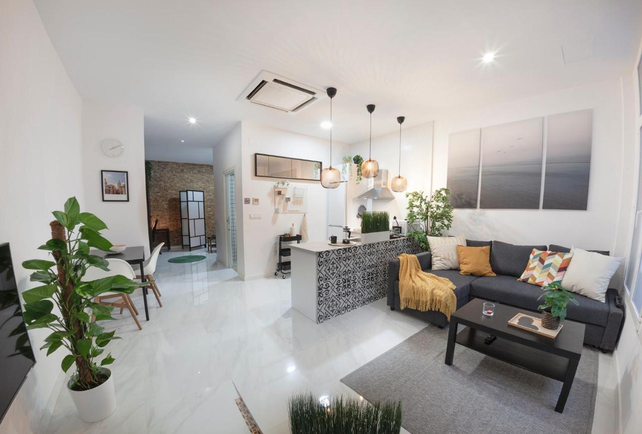 Artistic Digital Retreat-Great Location Near Metro Apartment บาเลนเซีย ภายนอก รูปภาพ